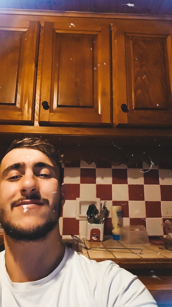 Profil de Ylies, 44 ans, Annonce gay à Braine-l’Alleud (Brabant wallon)