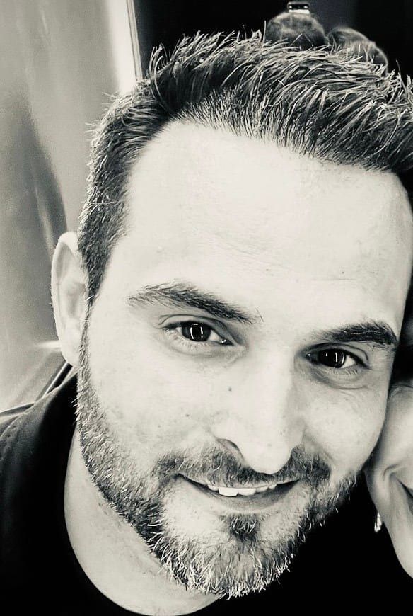 Profil de Theogene, 40 ans, Annonce gay à Chastre (Brabant wallon)