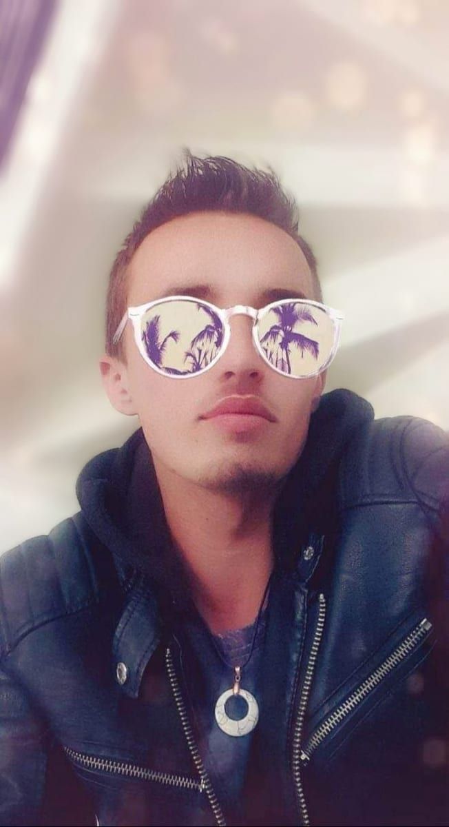 Profil de Riley, 41 ans, Annonce gay à Beauvechain (Brabant wallon)