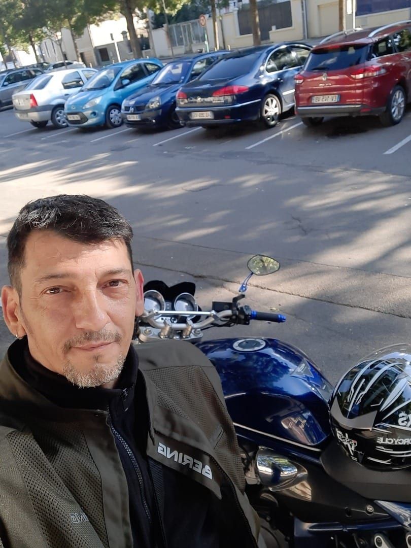 Profil de Adhémar, 33 ans, Annonce gay à Incourt (Brabant wallon)