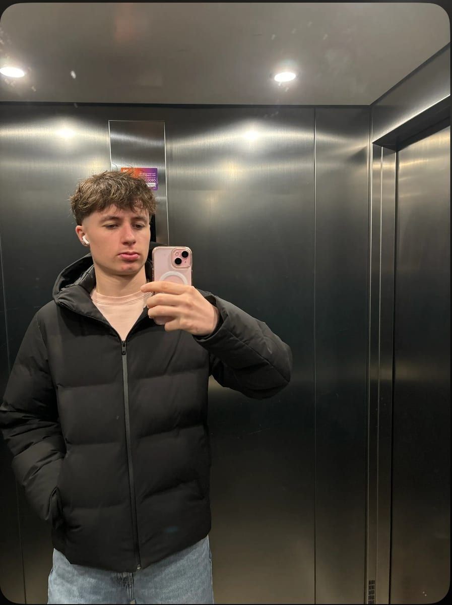 Profil de Adrian, 44 ans, Annonce gay à Braine-l’Alleud (Brabant wallon)