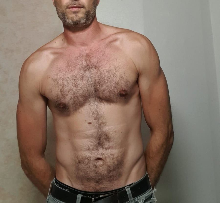 Profil de Cosme, 25 ans, Annonce gay à Chastre (Brabant wallon)