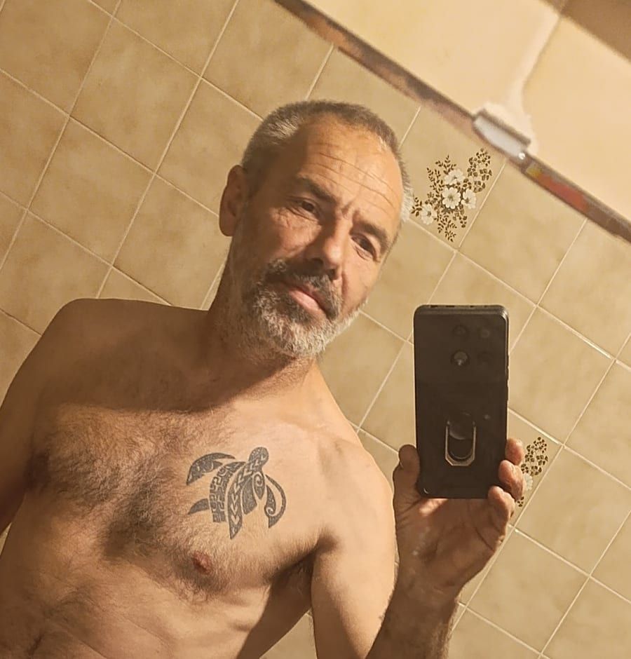 Profil de Makha, 45 ans, Annonce gay à Genappe (Brabant wallon)