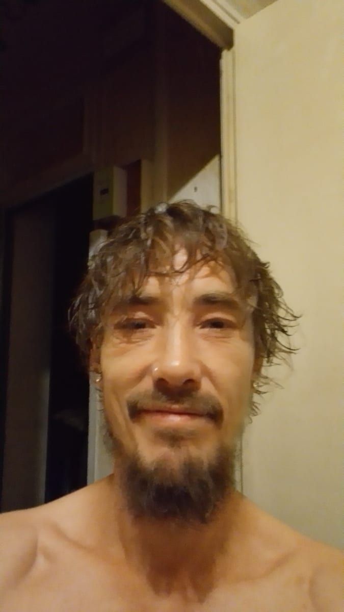 Celal - Annonce gay à Ittre Profil de Celal, 25 ans, Annonce gay à Ittre (Brabant wallon)
