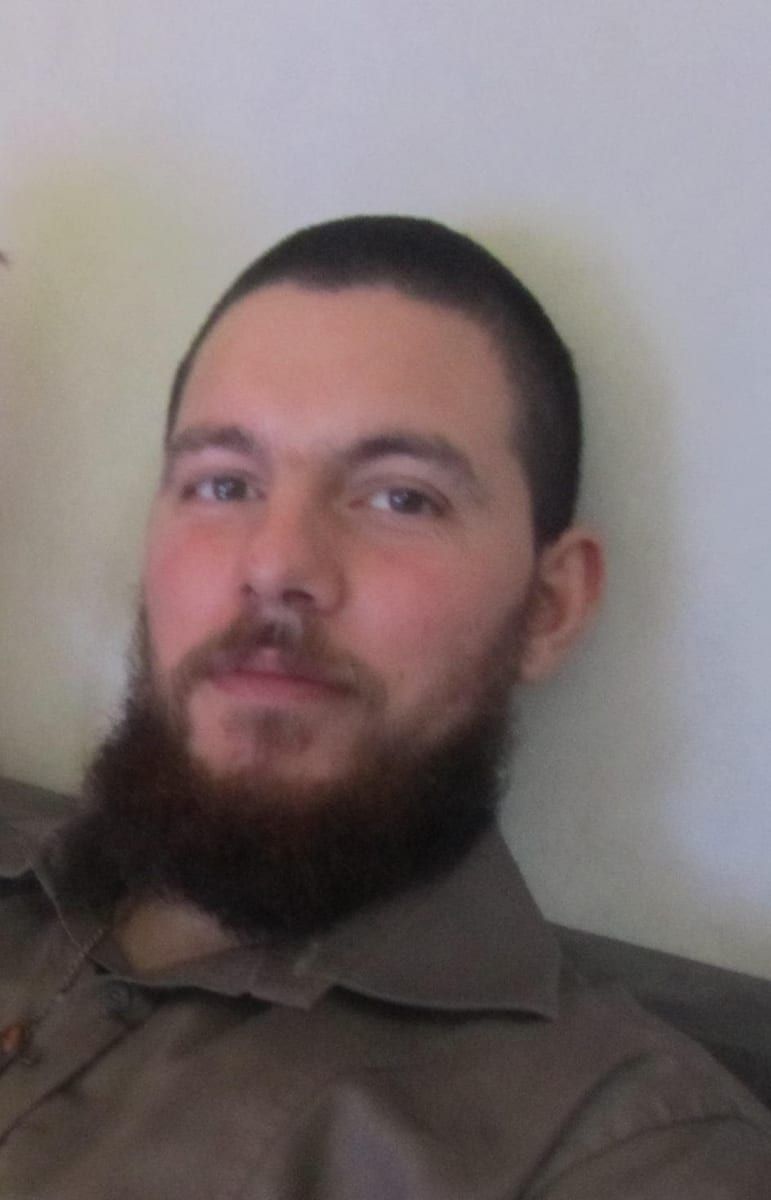 Profil de Imad, 28 ans, Annonce gay à Ramillies (Brabant wallon)