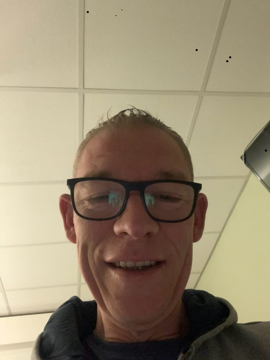 Profil de Peran, 41 ans, Annonce gay à Walhain (Brabant wallon)